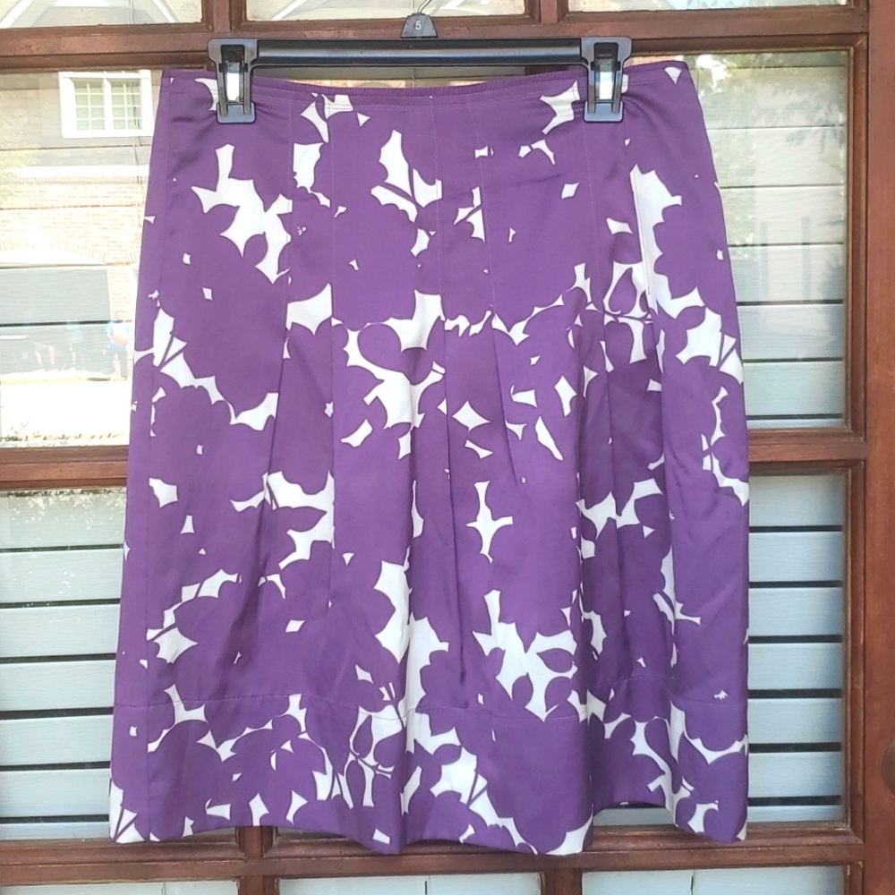 Banana Republic Silk Blend Business Casual Purple and White Silk Skirt - Picture 1 of 4